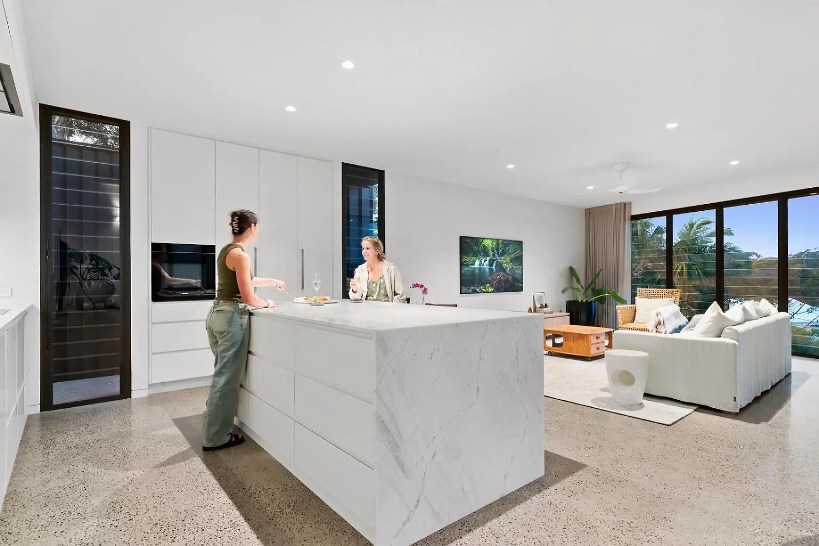 Luxe Condo At Alex Beach Alexandra Headland 0*,