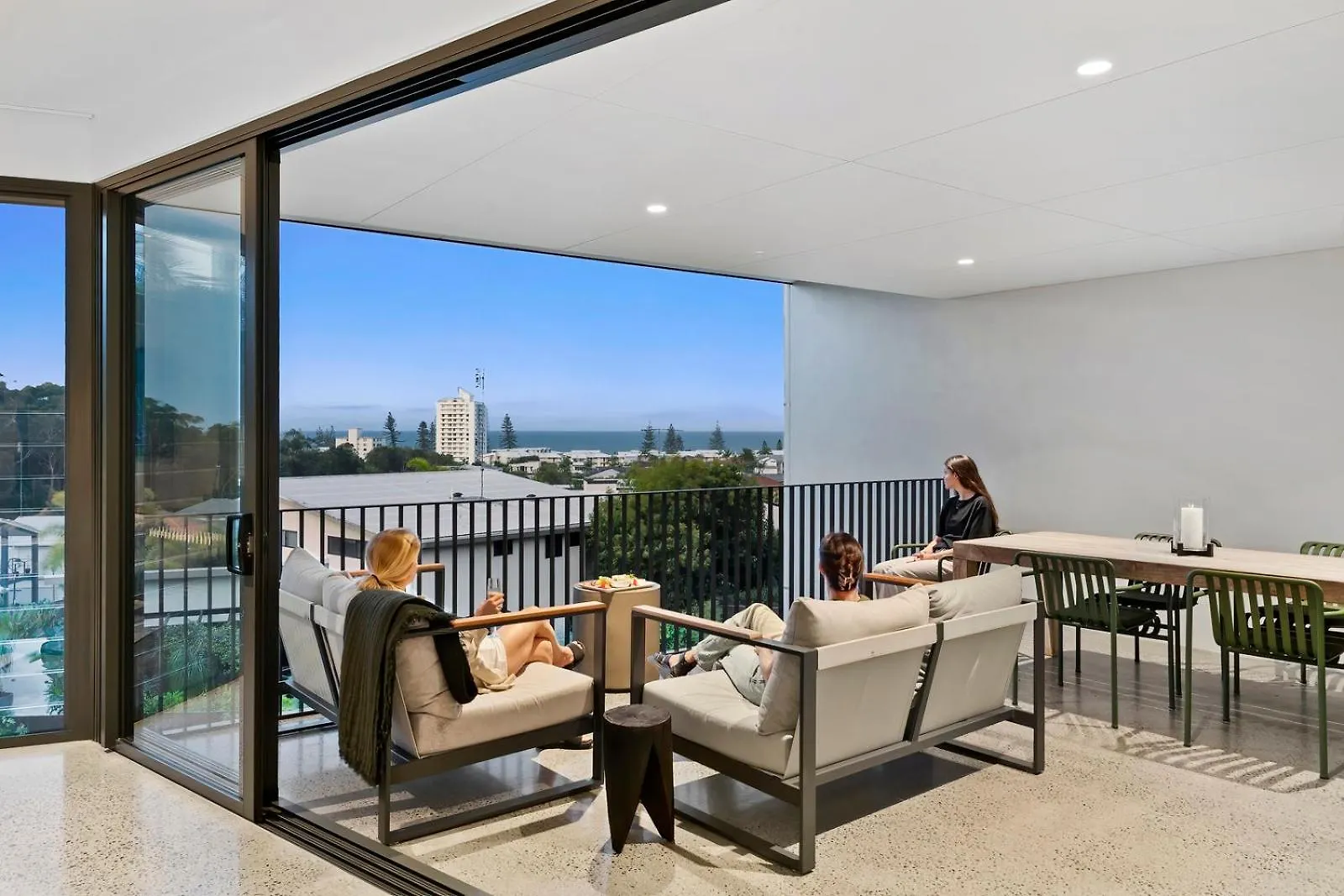 Luxe Condo At Alex Beach Alexandra Headland